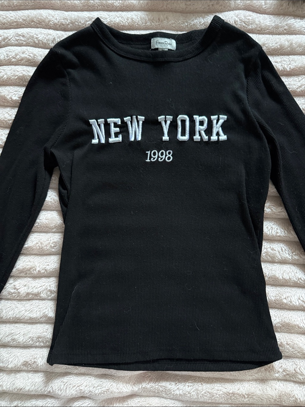Black "New York 1998" Ribbed Long-Sleeve Top